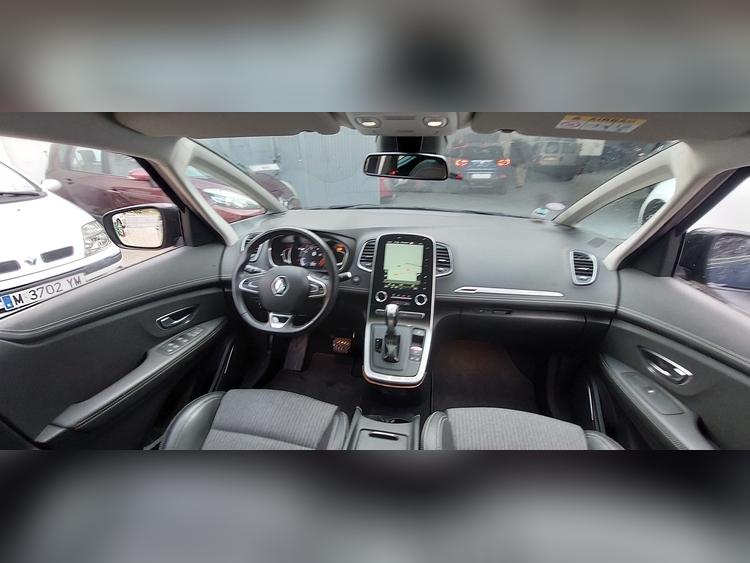 Renault Scenic 1.3 TCE 140CV foto 12